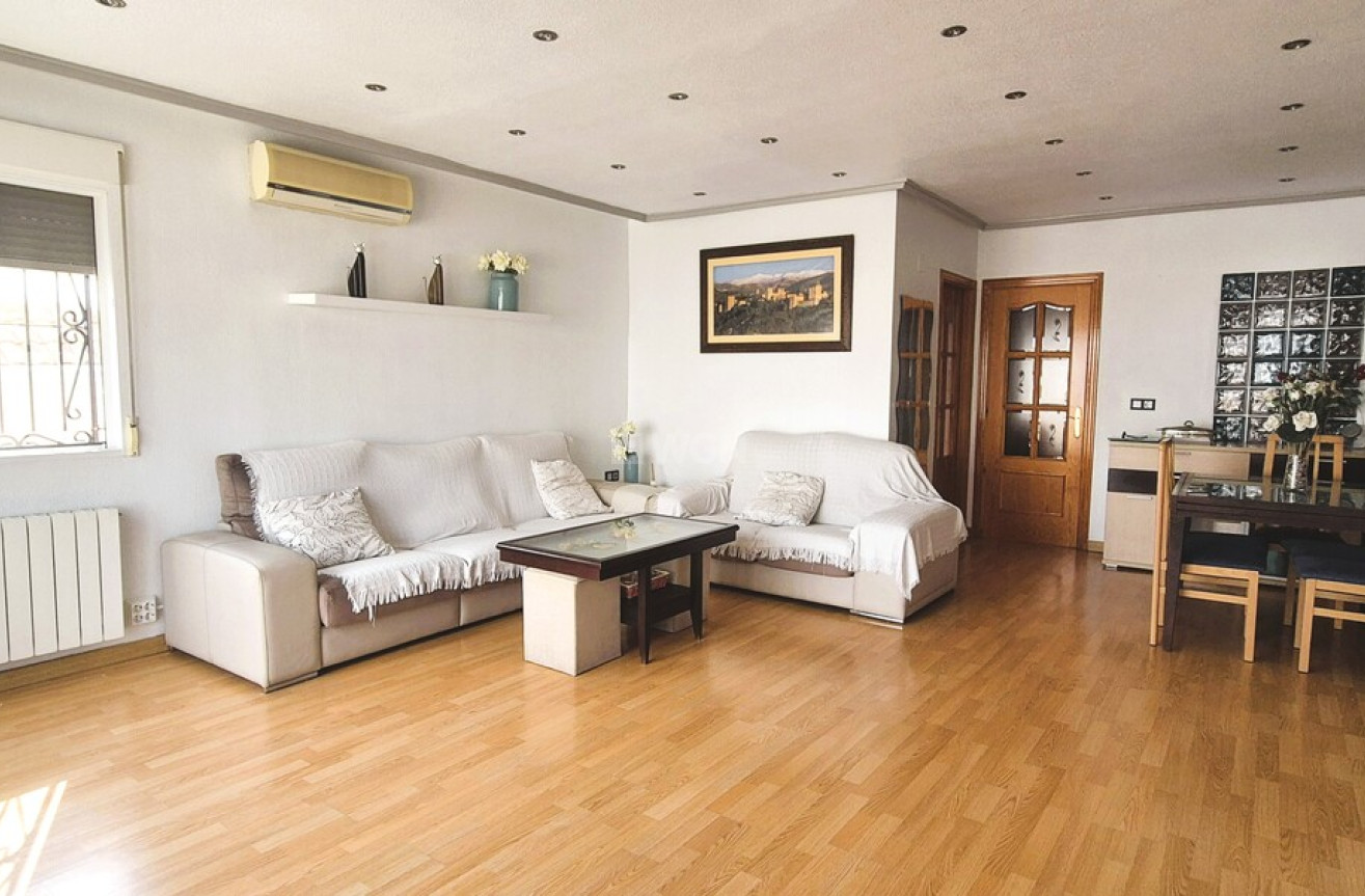 Odsprzedaż - Villa - Torrevieja - Costa Blanca