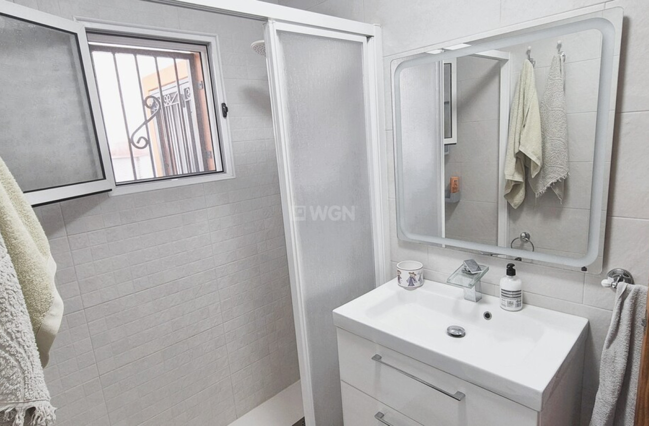 Odsprzedaż - Villa - Torrevieja - Costa Blanca