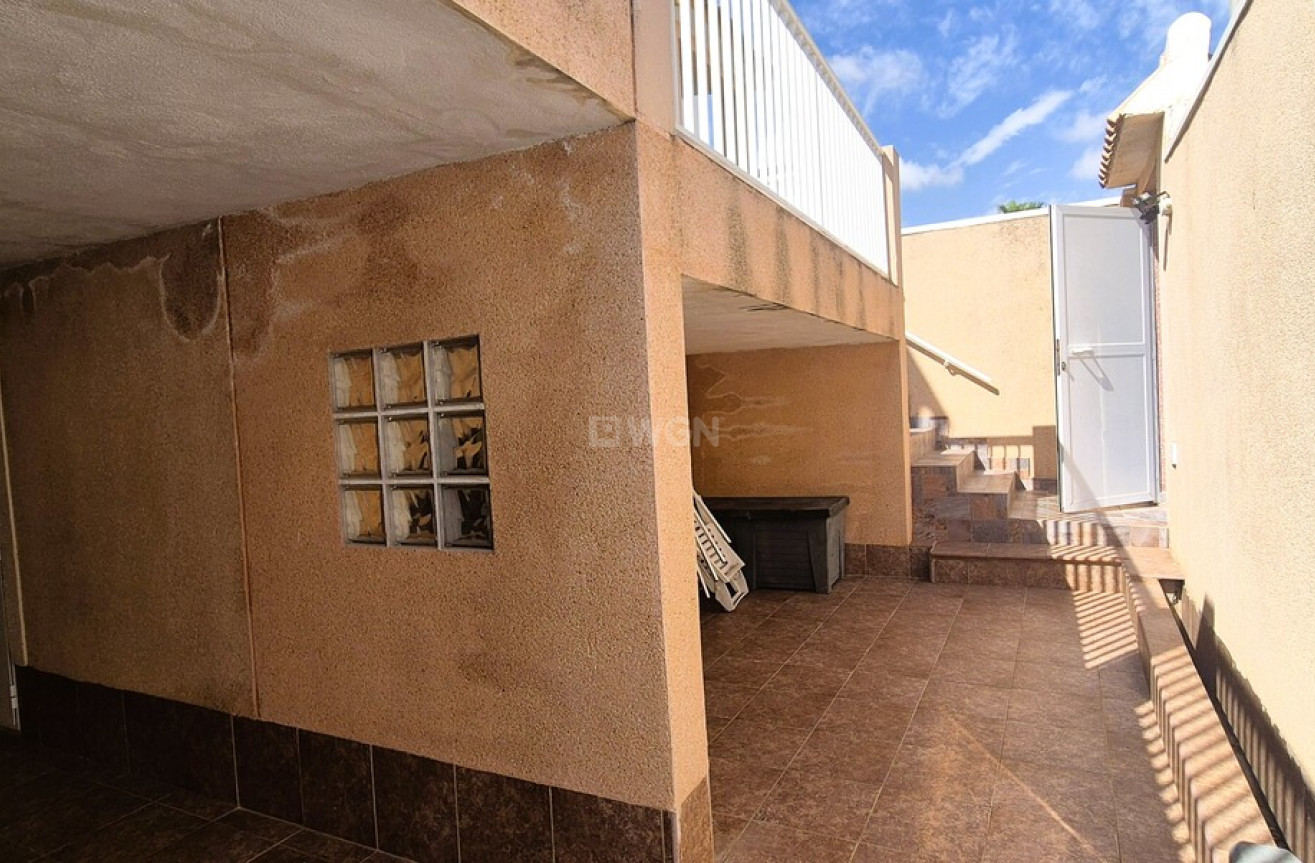 Odsprzedaż - Villa - Torrevieja - Costa Blanca