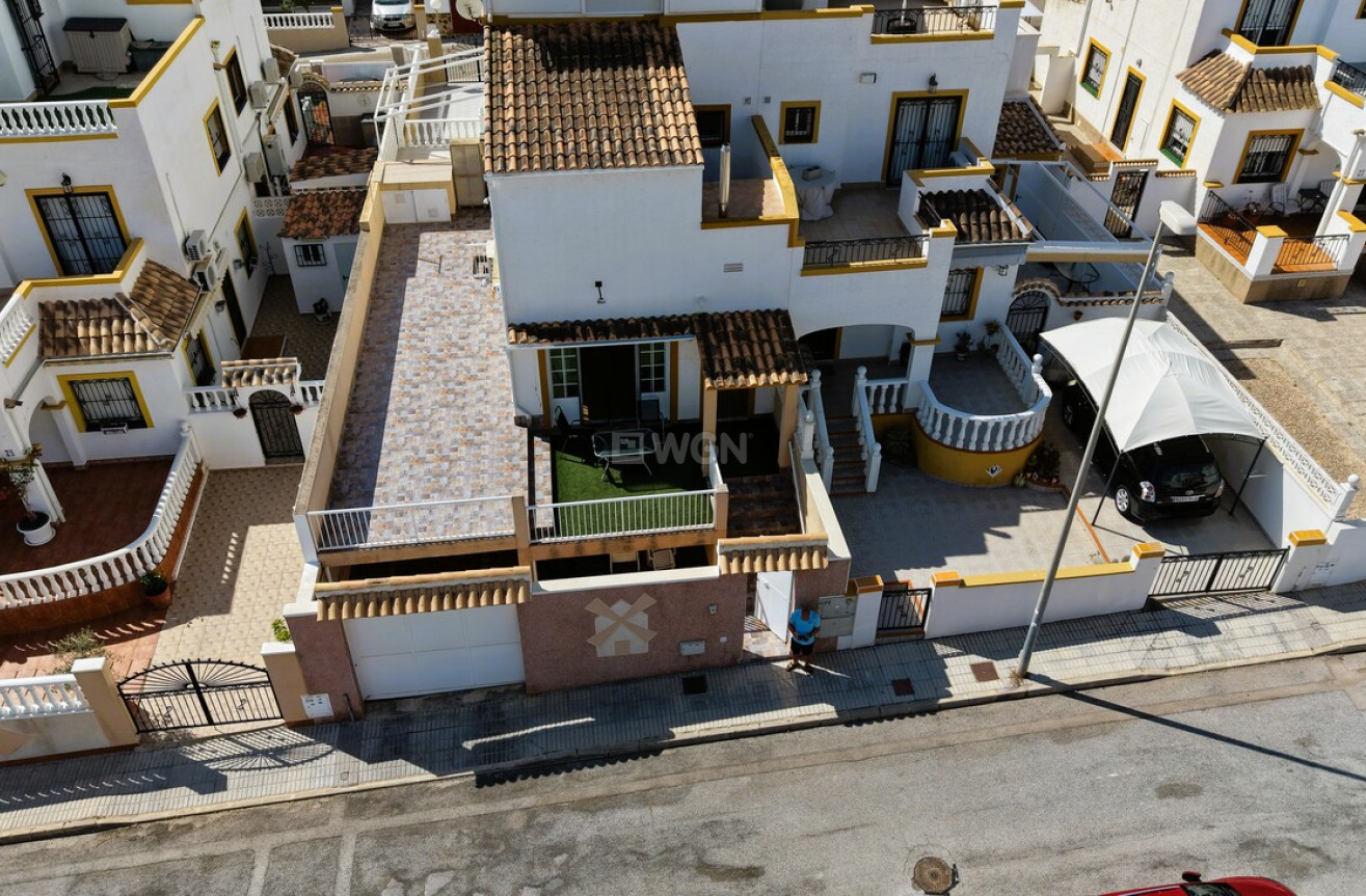Odsprzedaż - Villa - Torrevieja - Costa Blanca