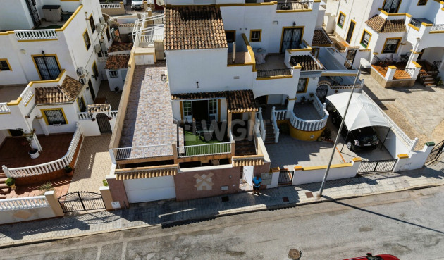 Odsprzedaż - Villa - Torrevieja - Costa Blanca