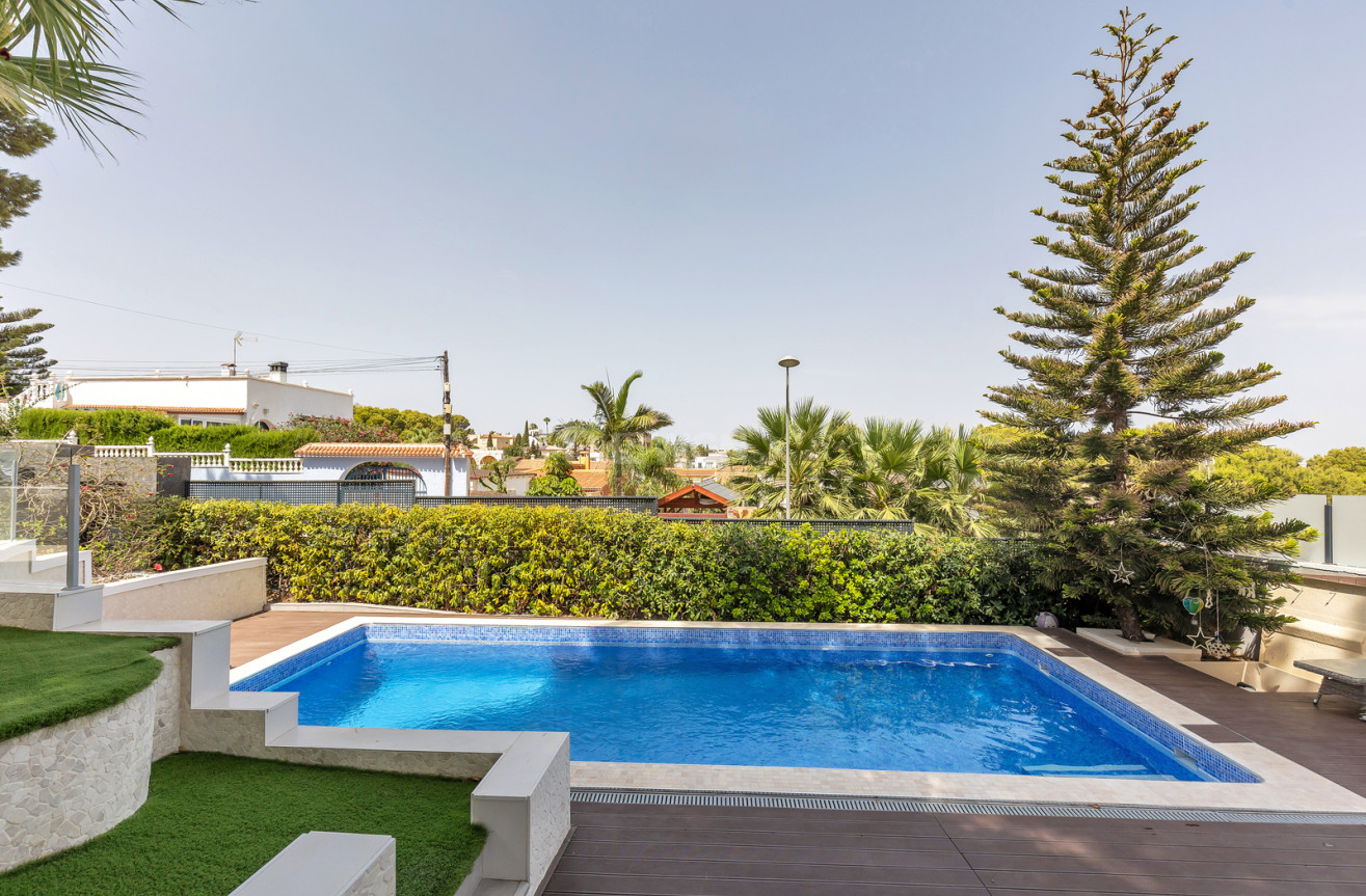 Odsprzedaż - Villa - Torrevieja - Costa Blanca