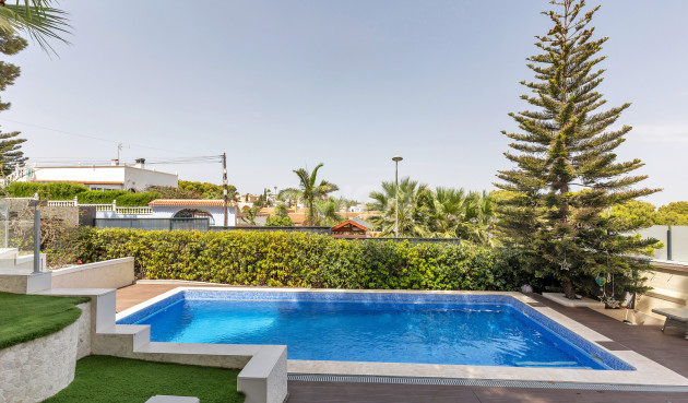 Odsprzedaż - Villa - Torrevieja - Costa Blanca