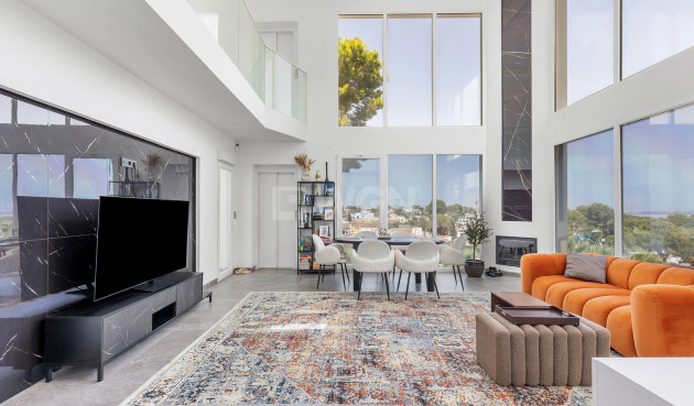Odsprzedaż - Villa - Torrevieja - Costa Blanca