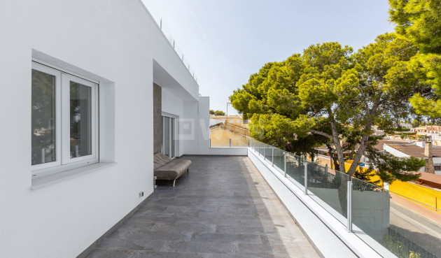 Odsprzedaż - Villa - Torrevieja - Costa Blanca