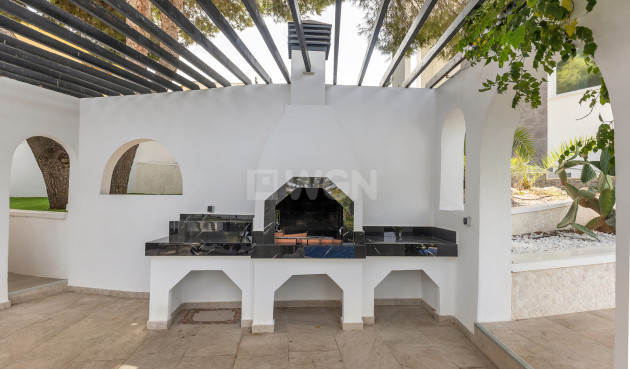 Odsprzedaż - Villa - Torrevieja - Costa Blanca