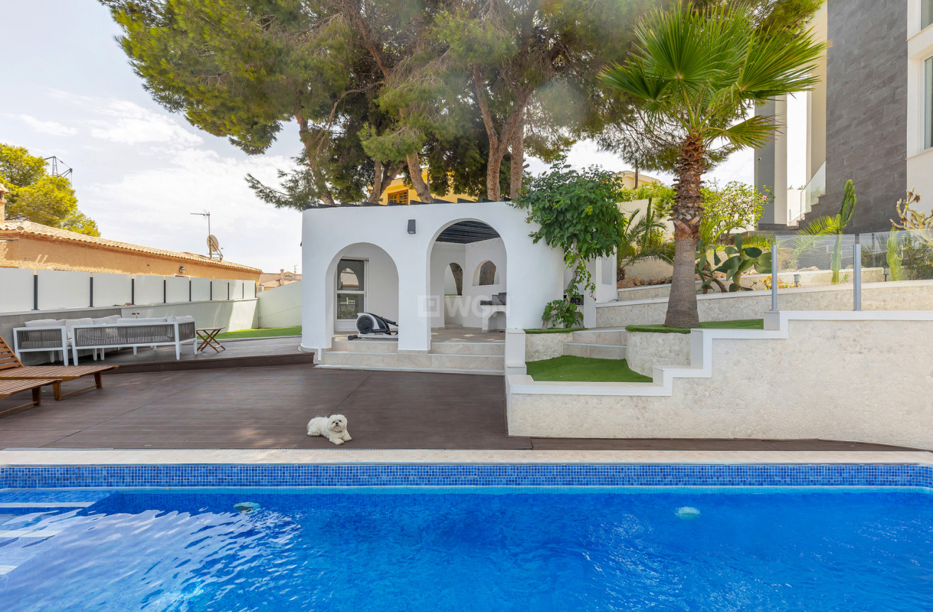 Odsprzedaż - Villa - Torrevieja - Costa Blanca