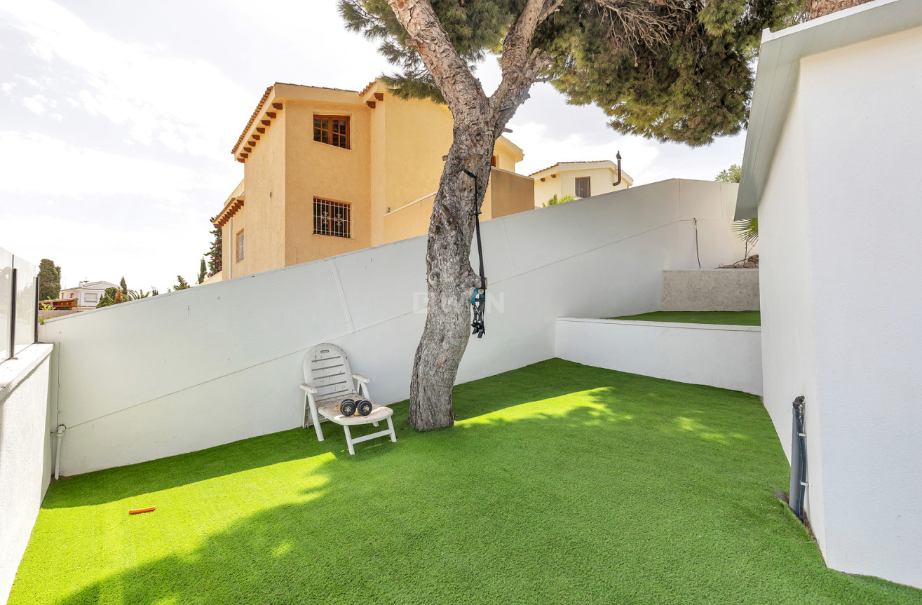 Odsprzedaż - Villa - Torrevieja - Costa Blanca