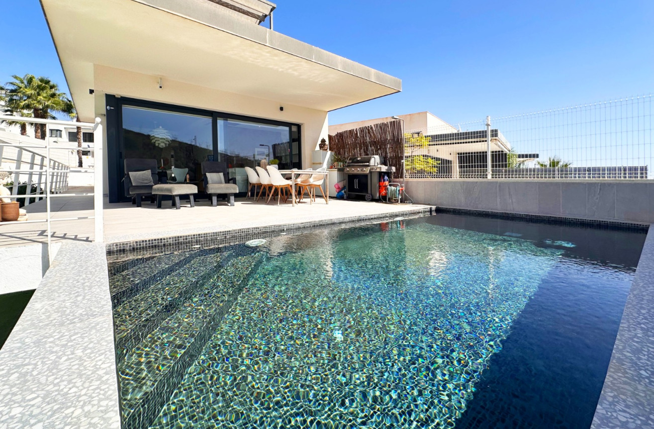 Reventa - Villa - San Miguel de Salinas - Inland
