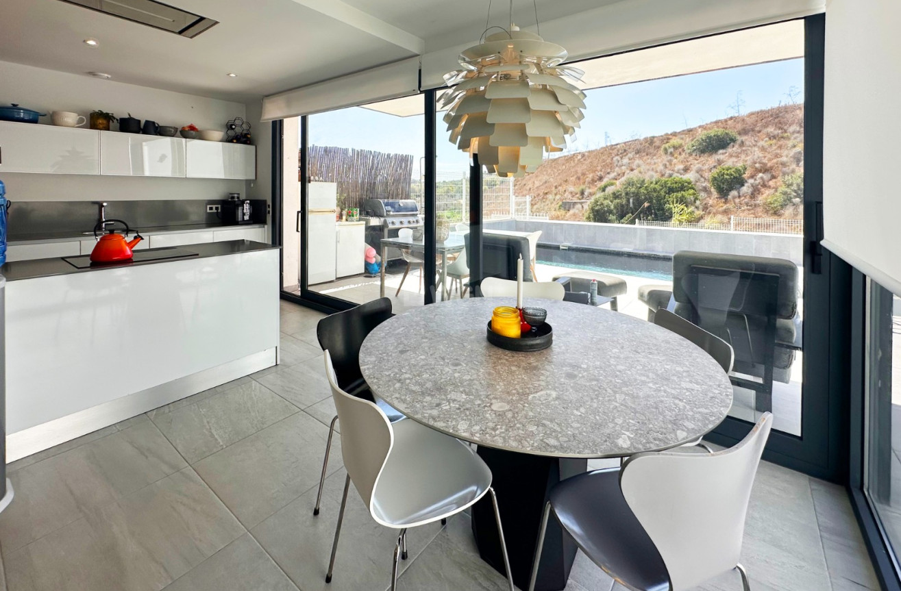 Reventa - Villa - San Miguel de Salinas - Inland