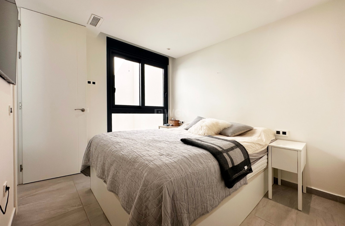 Reventa - Villa - San Miguel de Salinas - Inland