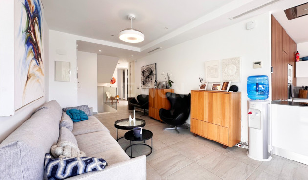 Reventa - Villa - San Miguel de Salinas - Inland
