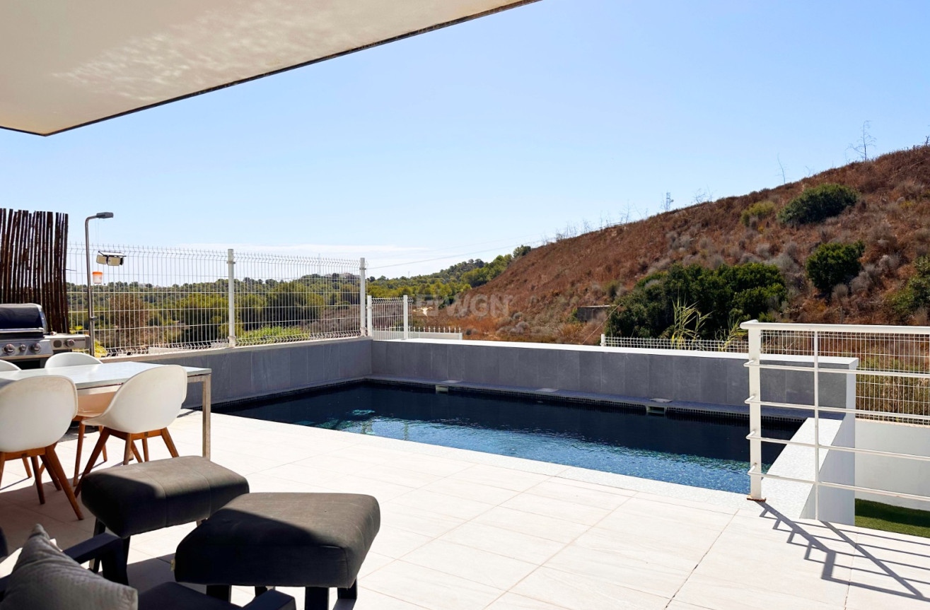 Reventa - Villa - San Miguel de Salinas - Inland