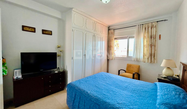Resale - Apartment / flat - Torrevieja - Costa Blanca