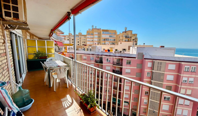 Resale - Apartment / flat - Torrevieja - Costa Blanca
