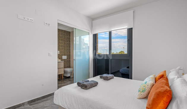 Wiederverkauf - Wohnung - Orihuela Costa - Costa Blanca
