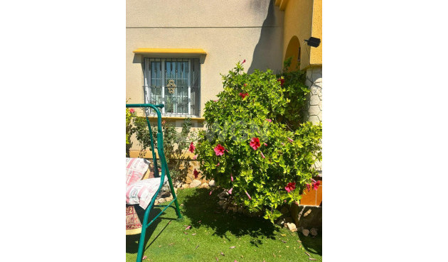 Odsprzedaż - Villa - Orihuela Costa - Lomas de Cabo Roig