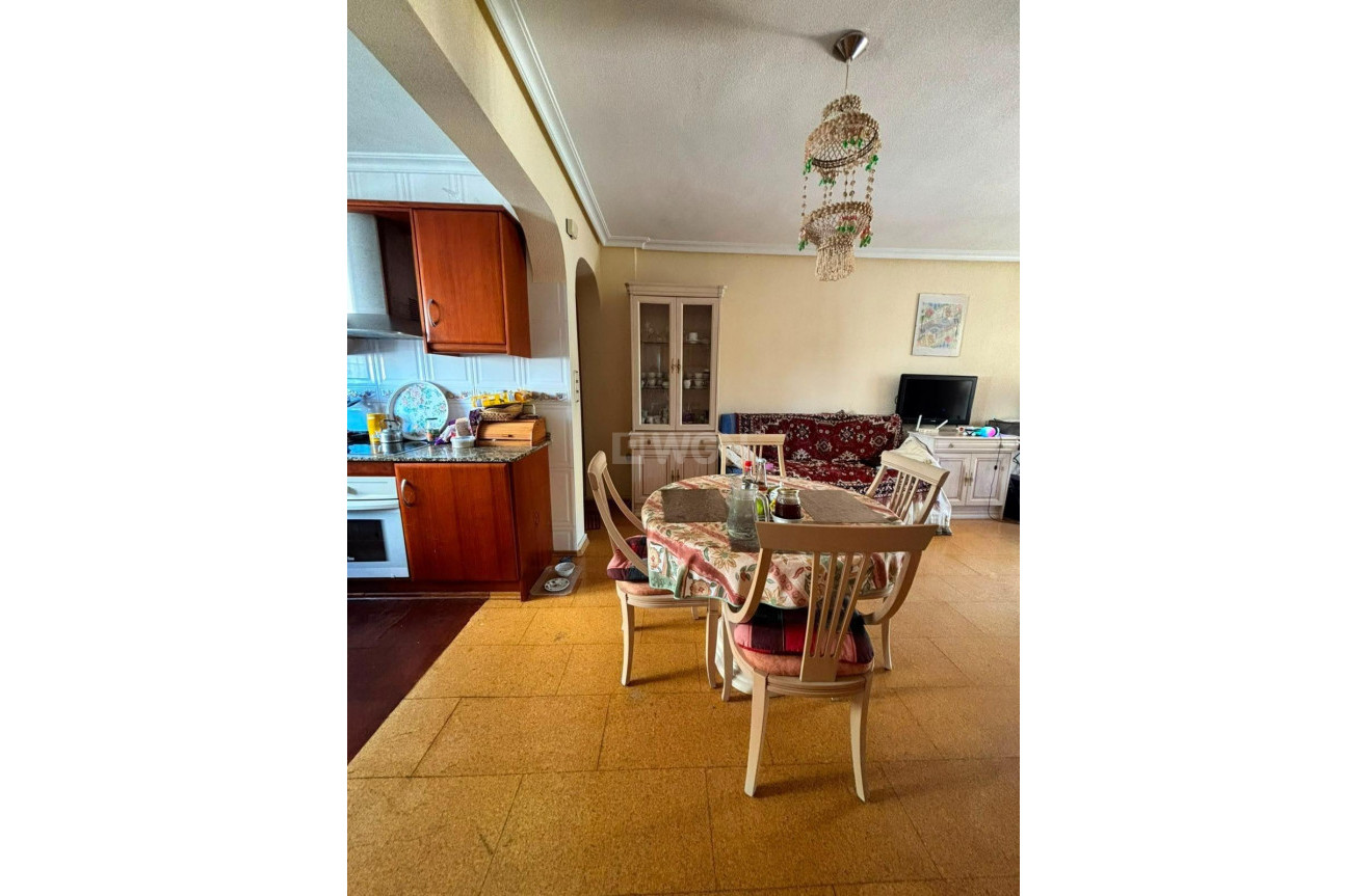Odsprzedaż - Villa - Orihuela Costa - Lomas de Cabo Roig