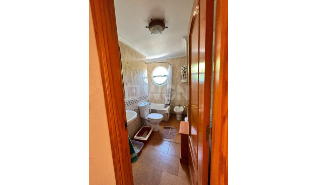Odsprzedaż - Villa - Orihuela Costa - Lomas de Cabo Roig