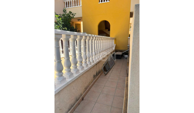 Odsprzedaż - Villa - Orihuela Costa - Lomas de Cabo Roig