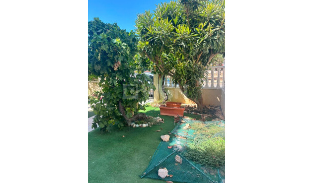 Odsprzedaż - Villa - Orihuela Costa - Lomas de Cabo Roig