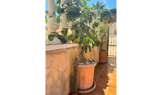 Odsprzedaż - Villa - Orihuela Costa - Lomas de Cabo Roig
