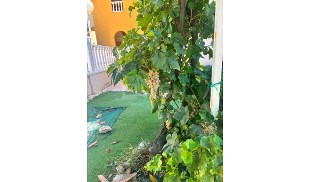 Odsprzedaż - Villa - Orihuela Costa - Lomas de Cabo Roig