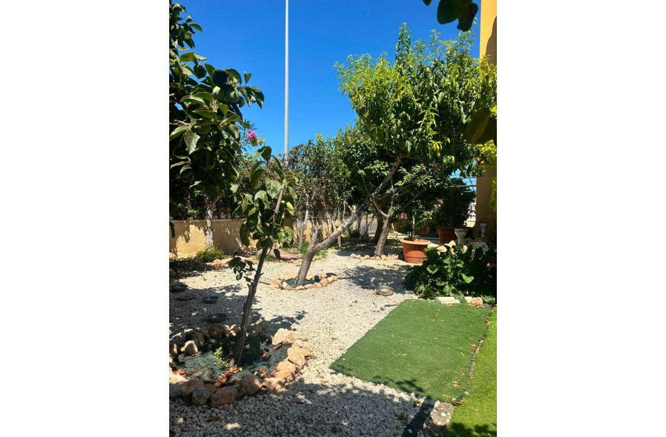 Odsprzedaż - Villa - Orihuela Costa - Lomas de Cabo Roig