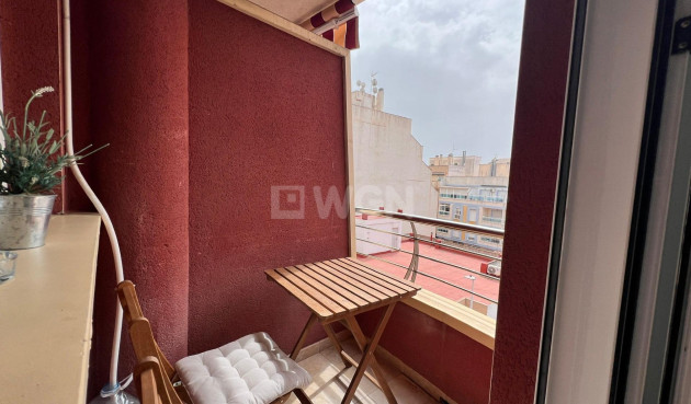 Odsprzedaż - Mieszkanie w bloku - Torrevieja - Centro