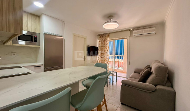 Resale - Apartment / flat - Torrevieja - Playa del Cura