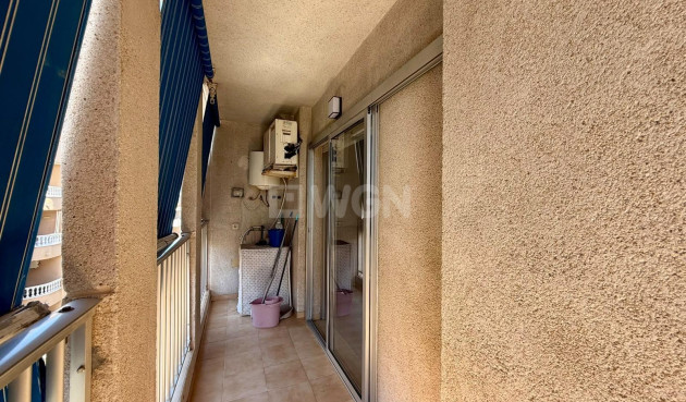 Resale - Apartment / flat - Torrevieja - Playa del Cura
