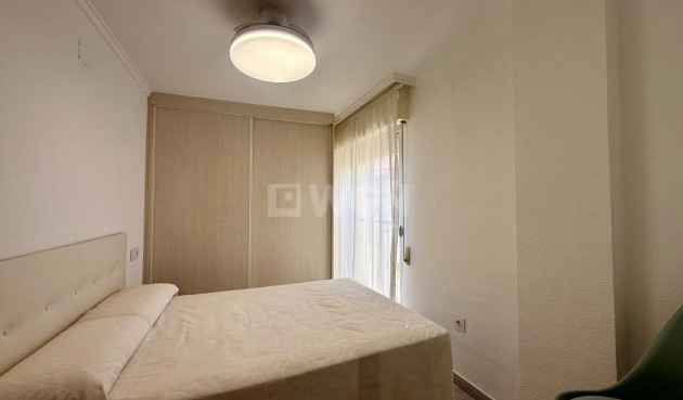 Resale - Apartment / flat - Torrevieja - Playa del Cura