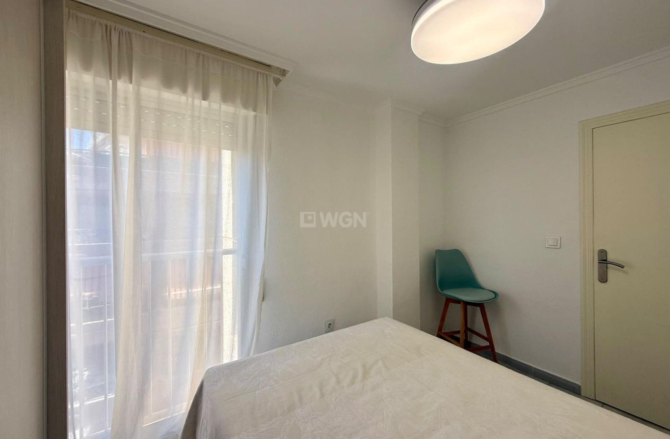 Resale - Apartment / flat - Torrevieja - Playa del Cura