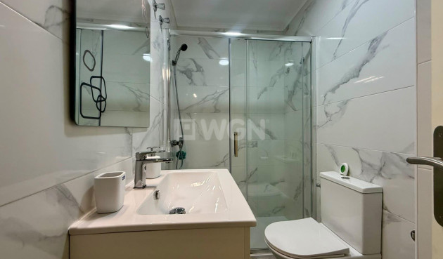Resale - Apartment / flat - Torrevieja - Playa del Cura