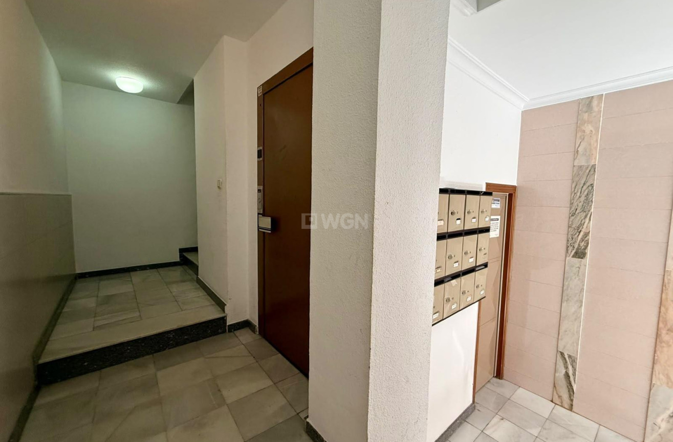 Resale - Apartment / flat - Torrevieja - Playa del Cura