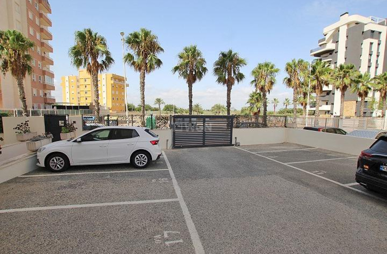 Wiederverkauf - Wohnung - Guardamar del Segura - Avenida del Puerto