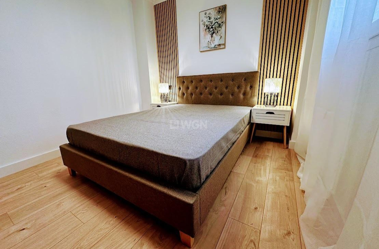 Odsprzedaż - Mieszkanie w bloku - Torrevieja - Centro