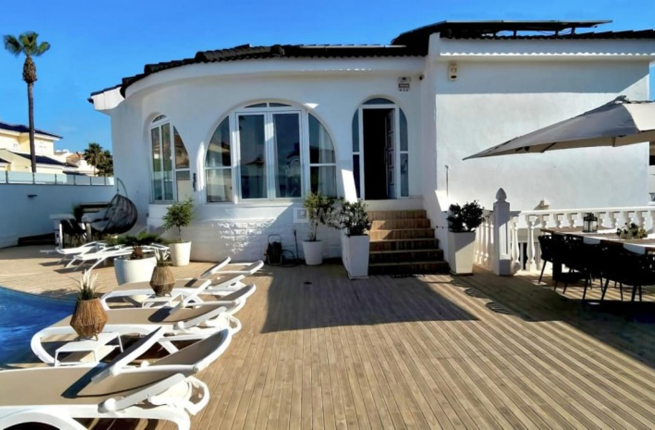 Odsprzedaż - Villa - Ciudad Quesada - Costa Blanca