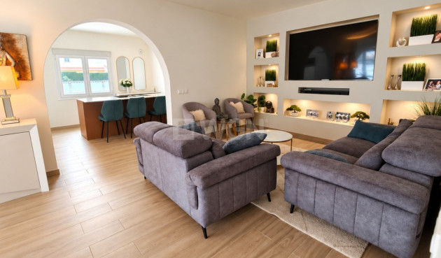 Odsprzedaż - Villa - Ciudad Quesada - Costa Blanca