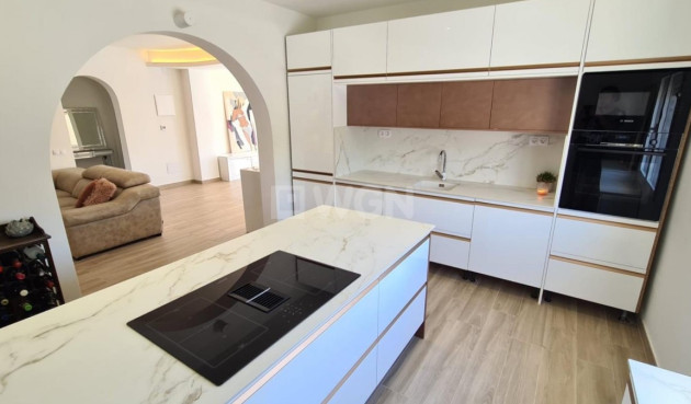 Odsprzedaż - Villa - Ciudad Quesada - Costa Blanca