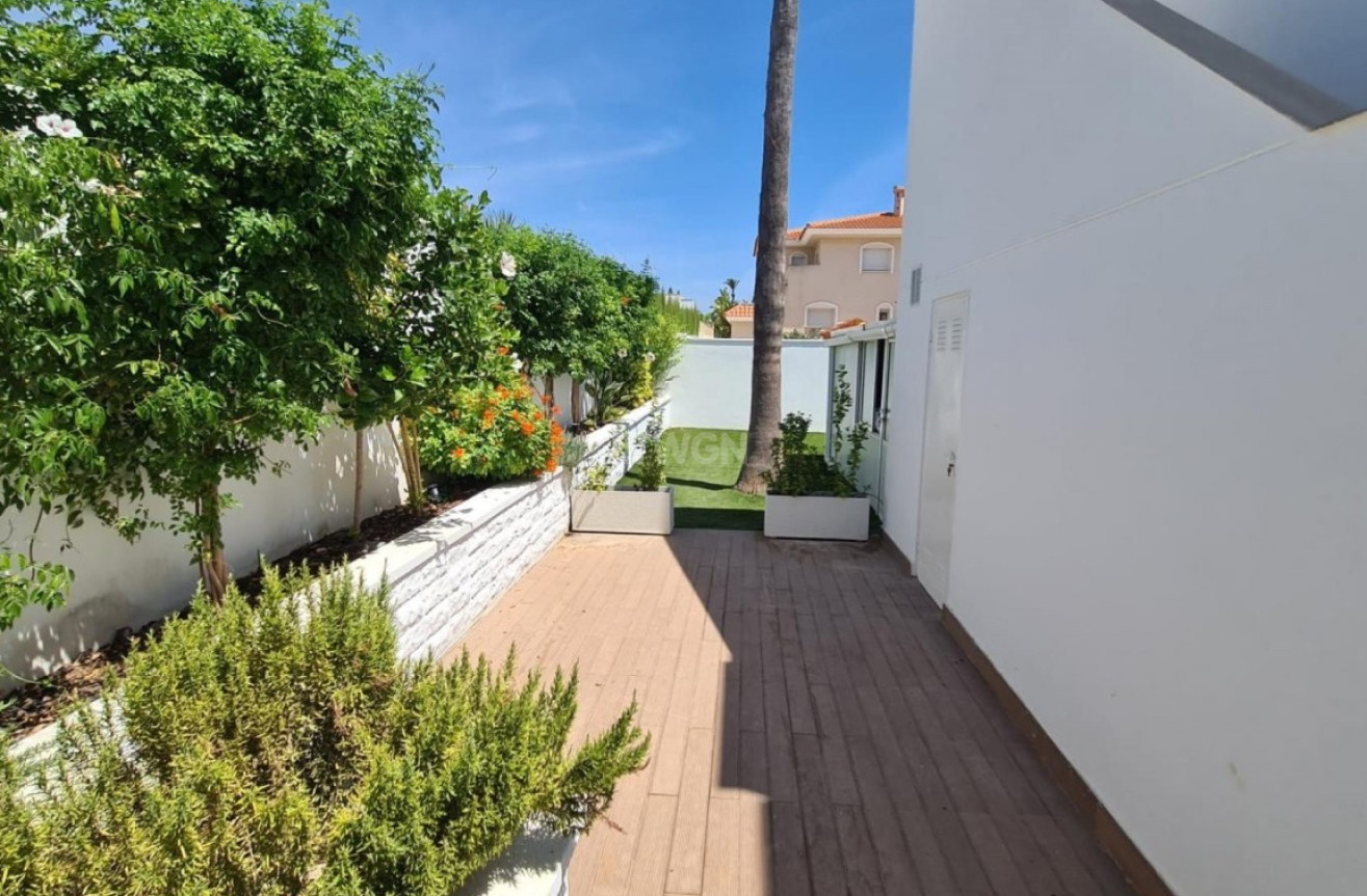 Odsprzedaż - Villa - Ciudad Quesada - Costa Blanca