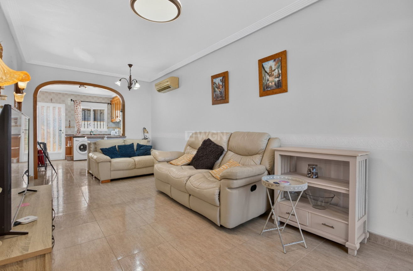 Odsprzedaż - Villa - Orihuela Costa - Costa Blanca