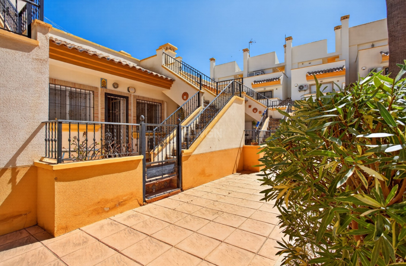 Odsprzedaż - Villa - Orihuela Costa - Costa Blanca
