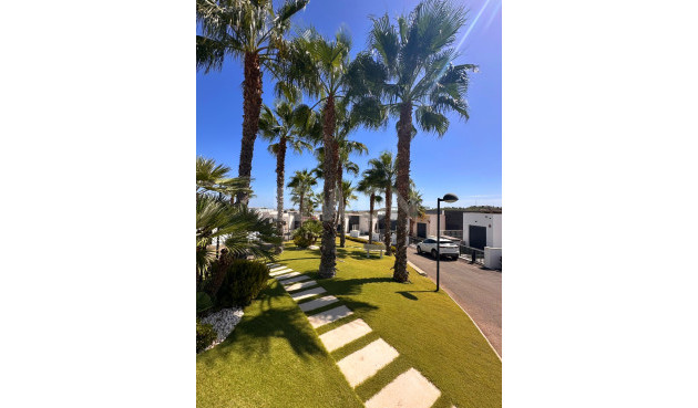 Reventa - Villa - San Miguel de Salinas - Inland