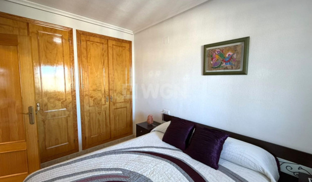 Odsprzedaż - Mieszkanie w bloku - Torrevieja - Los Europeos