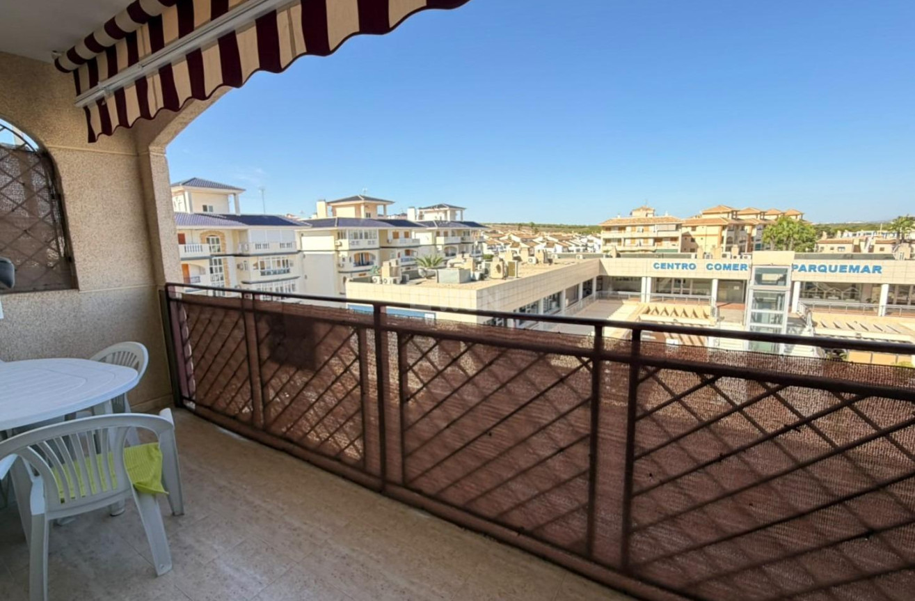 Odsprzedaż - Mieszkanie w bloku - Torrevieja - Los Europeos