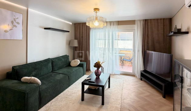 Resale - Apartment / flat - Torrevieja - Playa del Cura