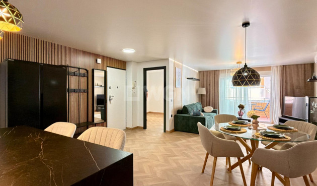 Resale - Apartment / flat - Torrevieja - Playa del Cura