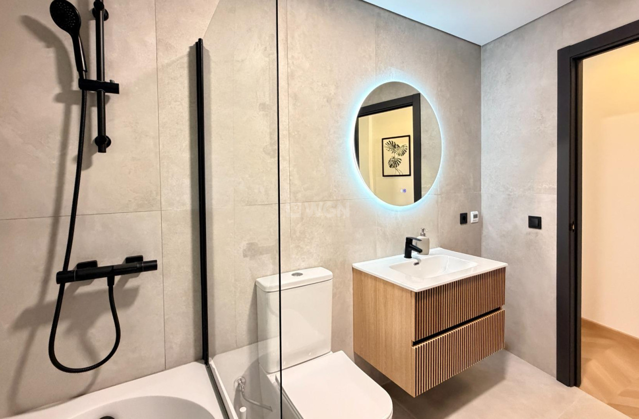 Resale - Apartment / flat - Torrevieja - Playa del Cura