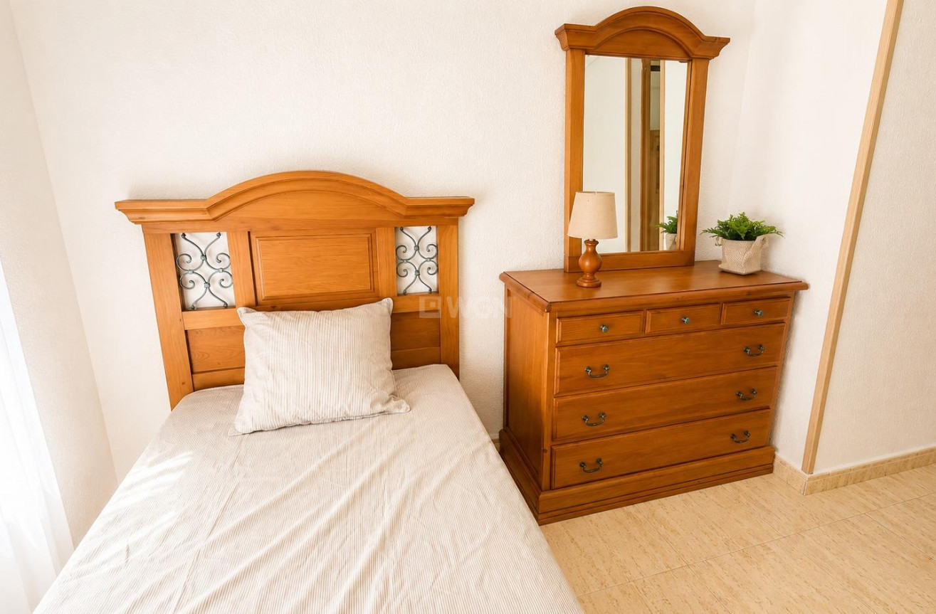 Reventa - Apartamento / piso - Torrevieja - PARQUE DE LAS NACIONES